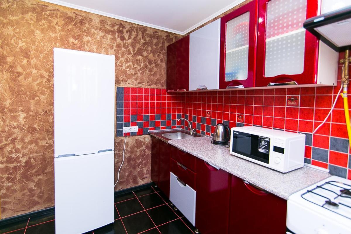 Vip Apartmens Faraon On Illinskaya 1 Floor Soumy Extérieur photo